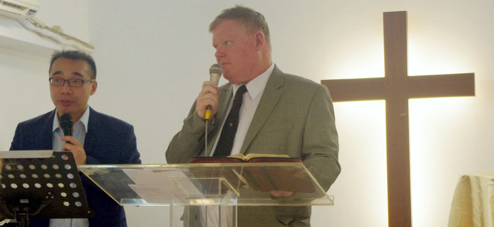 150920PstrShultz+Sean_ZhongLiInternationalChurch.JPG